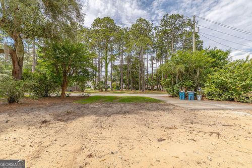 913 Mallery St, St. Simons Island, GA, 31522-3638 | Card Image