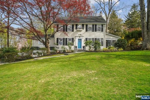 115 Fells Rd, Essex Fells, NJ, 07021-1814 | Card Image