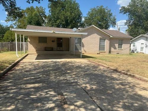 311 Mcnee, Henderson, TX, 75654 | Card Image