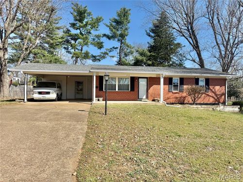 209 Aldergate St, Farmington, MO, 63640-2812 | Card Image