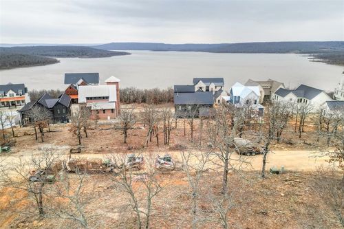 112 Sandstone Dr, Carlton Landing, OK, 74432 | Card Image