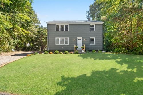 7 Laneway Ct, Narragansett, RI, 02882-1241 | Card Image