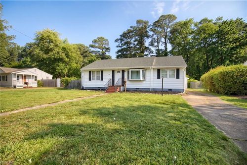 797 Old Oyster Point Rd, Newport News, VA, 23602-7157 | Card Image
