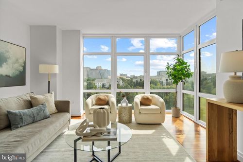 apt-1012-8220 Crestwood Heights Dr, MCLEAN, VA, 22102-3134 | Card Image