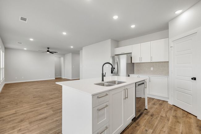 3844 Clovis St, Home with 4 bedrooms, 2 bathrooms and null parking in Midlothian TX | Image 10