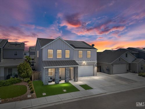 3402 Trail River Ln, Shafter, CA, 93263-9408 | Card Image