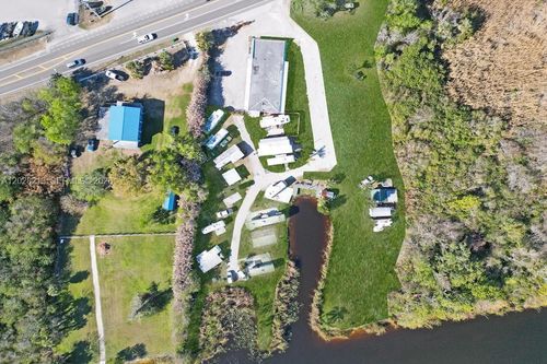 1422 S Parrott Ave, Okeechobee, FL, 34974-5276 | Card Image