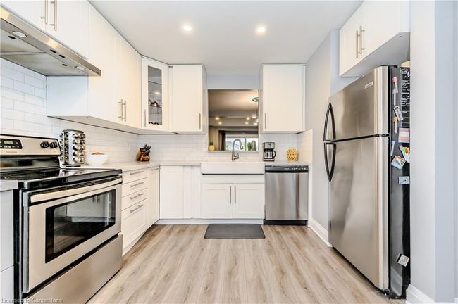 34 - 26 Poplar Dr, Townhouse with 3 bedrooms, 1 bathrooms and 1 parking in Cambridge ON | Image 10