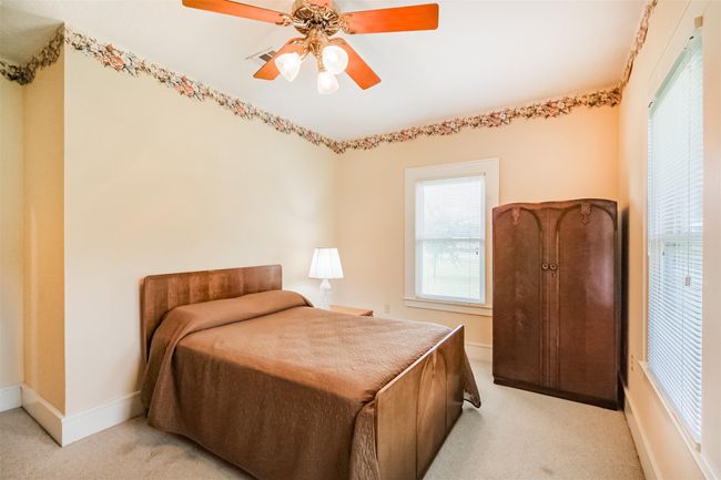 3524 County Road 107 F, House other with 4 bedrooms, 2 bathrooms and 2 parking in Pearland TX | Image 12