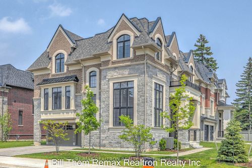 168 Cummer Ave, North York, ON, M2M0B7 | Card Image