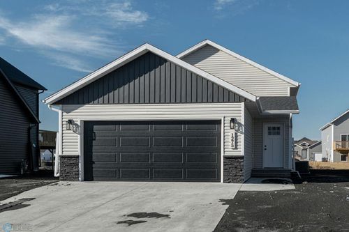 1275 Marlys Dr W, West Fargo, ND, 58078-2962 | Card Image