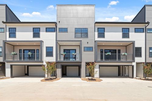 11096 N Hoa Sen Cir, Houston, TX, 77072 | Card Image