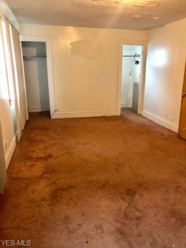 13302 Thornhurst Avenue, Sold in Garfield Heights Zoocasa