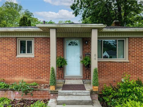 84 Pfeiffer Ave, Akron, OH, 44312-1355 | Card Image