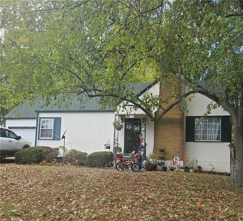 5030 Ne Marvin Rd, Kansas City, MO, 64118-5923 | Card Image