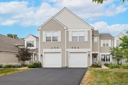 102-2803 Rutland Cir, Naperville, IL, 60564-4997 | Card Image