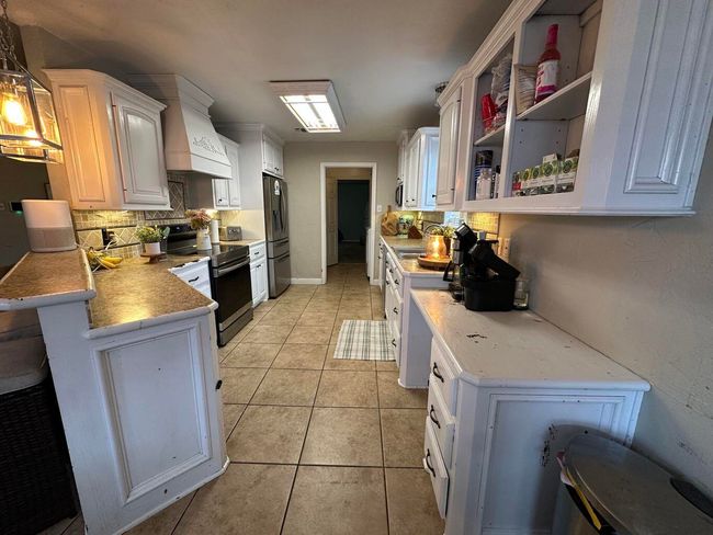 3907 Stevens St, House other with 3 bedrooms, 2 bathrooms and null parking in Plainview TX | Image 6