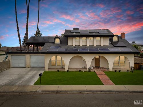 2400 Silver Drive, Bakersfield, CA, 93306 | Card Image
