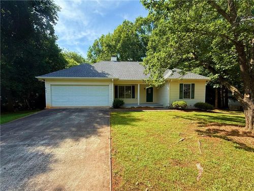215 Twin Creek Shrs, Athens, GA, 30605-4589 | Card Image
