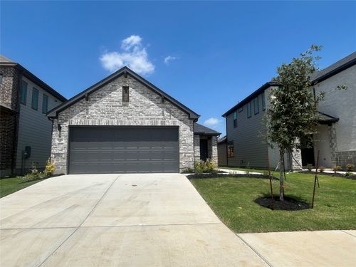 176 Hornet St, Elgin, TX, 78621-2867 | Card Image
