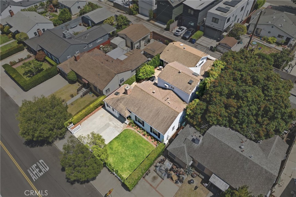 Residential Income in Los Angeles
