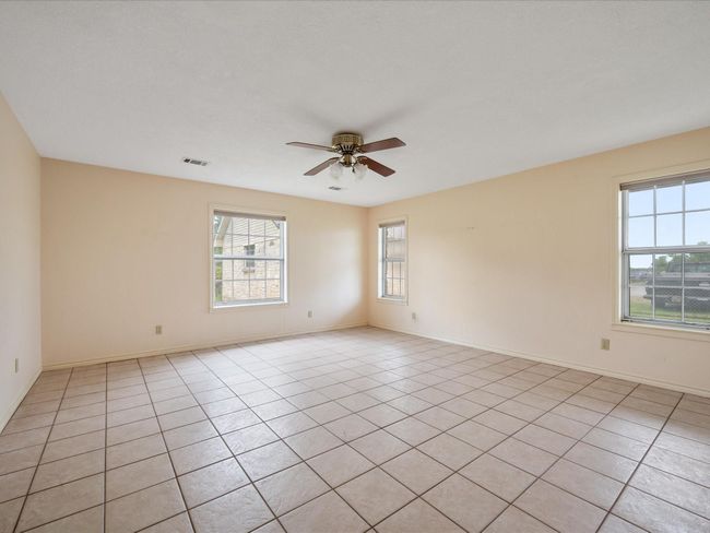 17645 Highway 6, Home with 3 bedrooms, 3 bathrooms and 2 parking in Navasota TX | Image 22