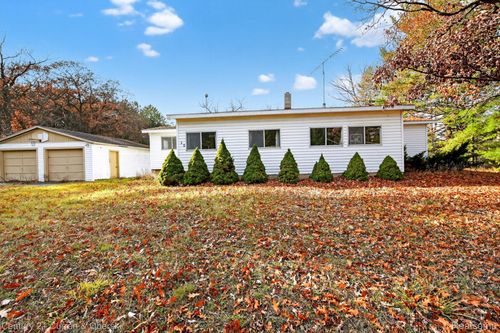 10 S Imperial Dr, Tawas City, MI, 48763-9641 | Card Image