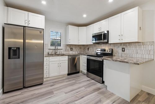 7780 Courtyard Run W, Boca Raton, FL, 33433-3012 | Card Image