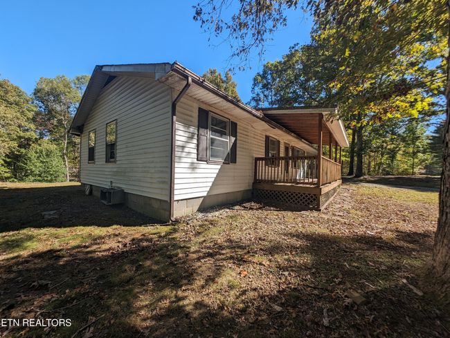 164 S Shady Lane Loop, House other with 3 bedrooms, 1 bathrooms and null parking in Clarkrange TN | Image 4