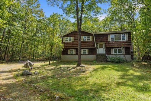 5 Harding Rd, Byram Twp, NJ, 07821-3813 | Card Image