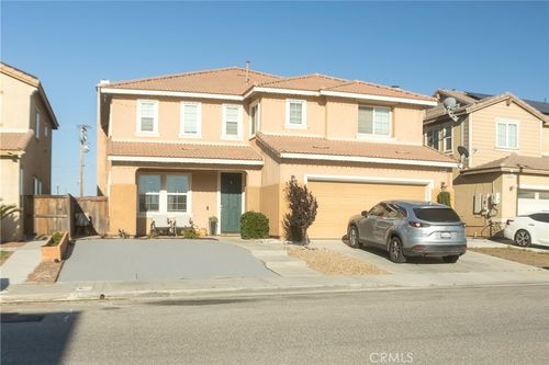 8851 Montclair Ave, Hesperia, CA, 92344 | Card Image