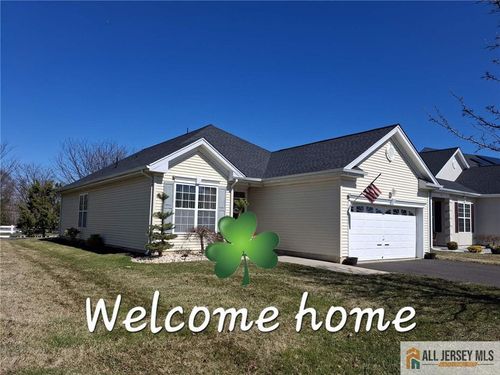 28 Prusakowski Blvd, Parlin, NJ, 08859-3161 | Card Image