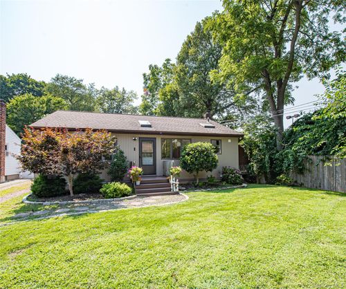 313 Laurel Rd, Northport, NY, 11768-3137 | Card Image