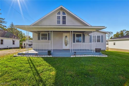 1242 Blennerhassett Hts, Parkersburg, WV, 26101-8722 | Card Image