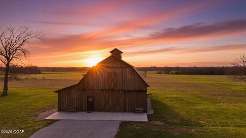 29990C S 2725 Rd, Sheldon, MO, 64784-2563 | Card Image