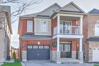 112 Catalpa Cres, House other with 4 bedrooms, 3 bathrooms and 3 parking in Maple ON | Image 2