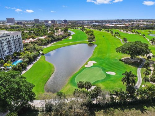 2004-2400 Presidential Way, West Palm Beach, FL, 33401-1327 | Card Image