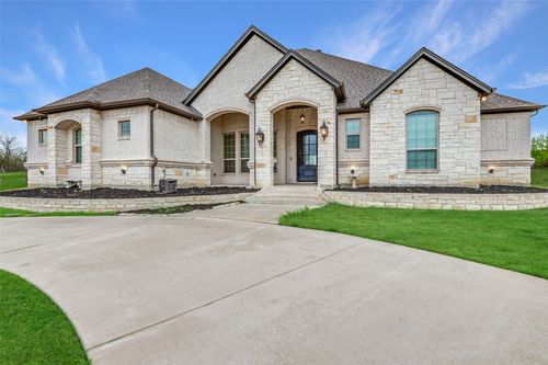 1208 Tulip Ct, Cedar Hill, TX, 75104-6640 | Card Image