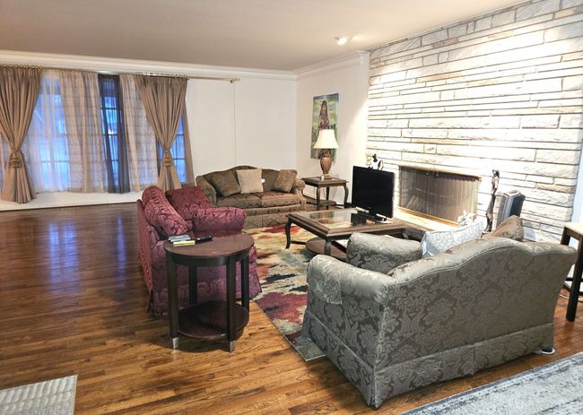 6196 Sierra Pass, House other with 5 bedrooms, 3 bathrooms and null parking in Flint MI | Image 6