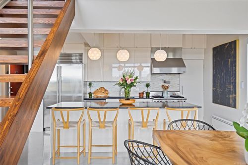 402-455 Sitkum Rd, Victoria, BC, V9A7N9 | Card Image