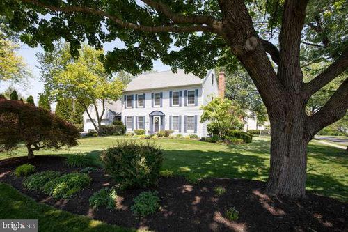 3881 Terwood Dr, DOYLESTOWN, PA, 18902-5607 | Card Image