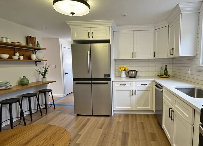 10 Colburn St, House other with 4 bedrooms, 2 bathrooms and 2 parking in Waltham MA | Image 4