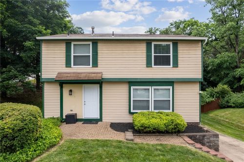 200 Duquesne Blvd, New Kensington, PA, 15068-9365 | Card Image