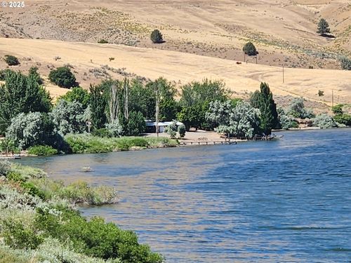 34559 Snake River Rd, Huntington, OR, 97907-5048 | Card Image