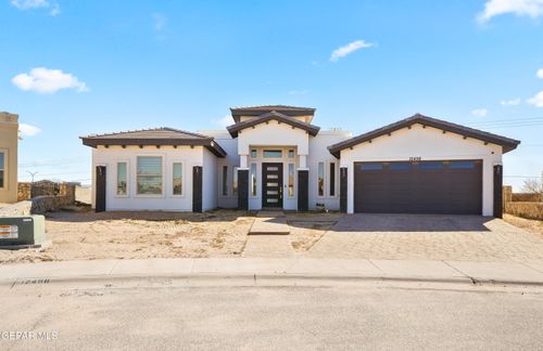 12498 Chamberlain Dr, Horizon City, TX, 79928-3707 | Card Image