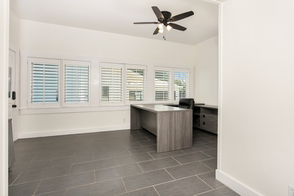 Commercial Lease in Fredericksburg 5