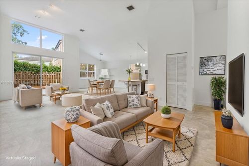 6713 Nw 80th Mnr, Parkland, FL, 33067-2490 | Card Image