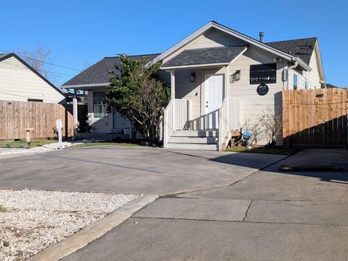 3223 Pecan St, Houston, TX, 77087-1353 | Card Image