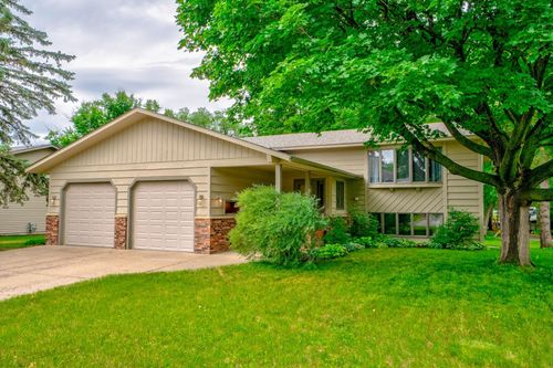 613 7th St N, Hudson, WI, 54016-2308 | Card Image