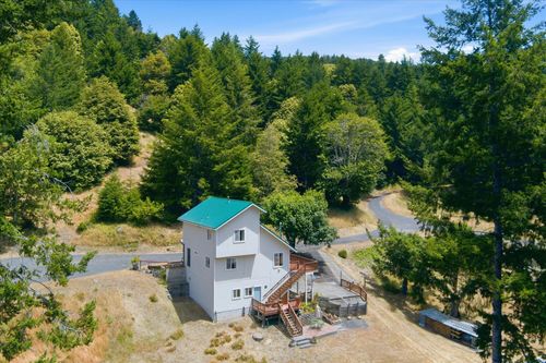 88 Millcreek Road, Shelter Cove, CA, 95589 | Card Image